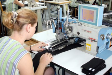 Producţia industrială a crescut cu 7,6%